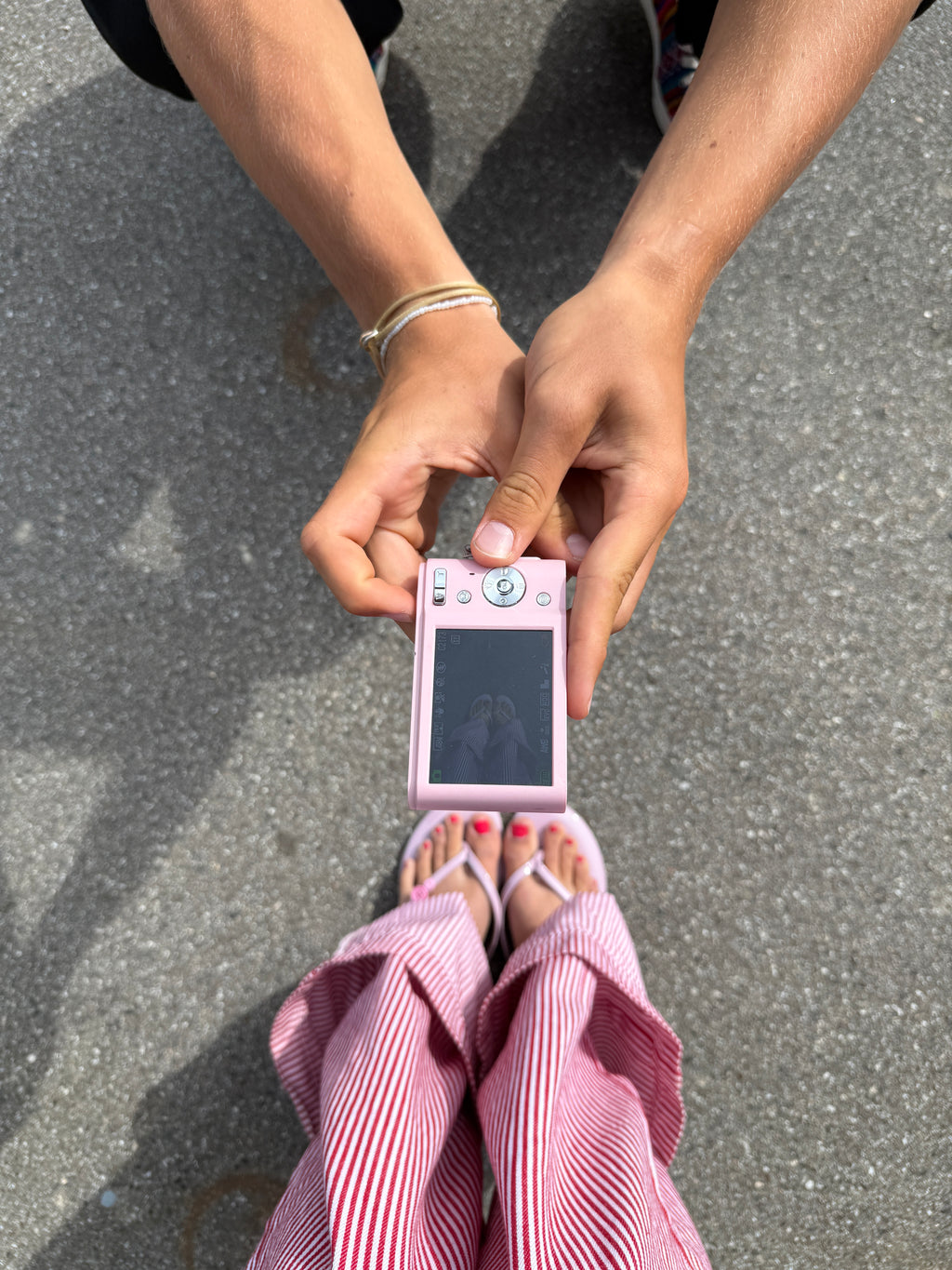 Pinke Glazed flip-flops